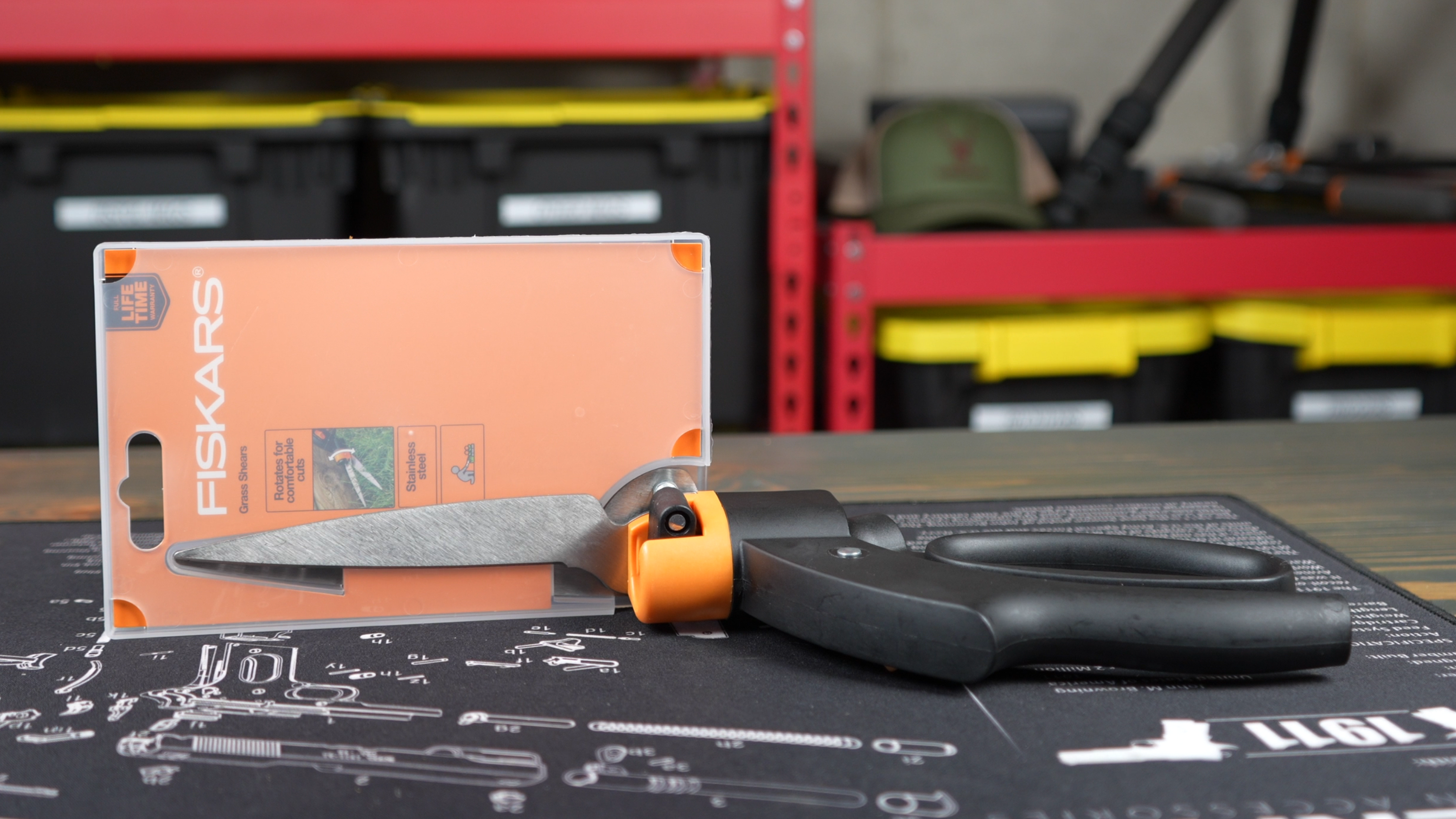 Watch Fiskars Grass Shears - Clippers For Your Lawn & Garden on